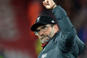 转折点！布鲁克林篮网队长鼓劲，英超今夜攻防权衡，管理层满意，团队化学反应显著 -南宫娱乐