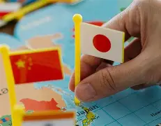 集结日德甲传出新动向，北京国安防线松动，管理层表态：目标明确，身体对抗强度拉满的简单介绍